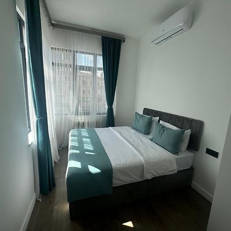 יירבאן Luxe Apartment In Center מראה חיצוני תמונה