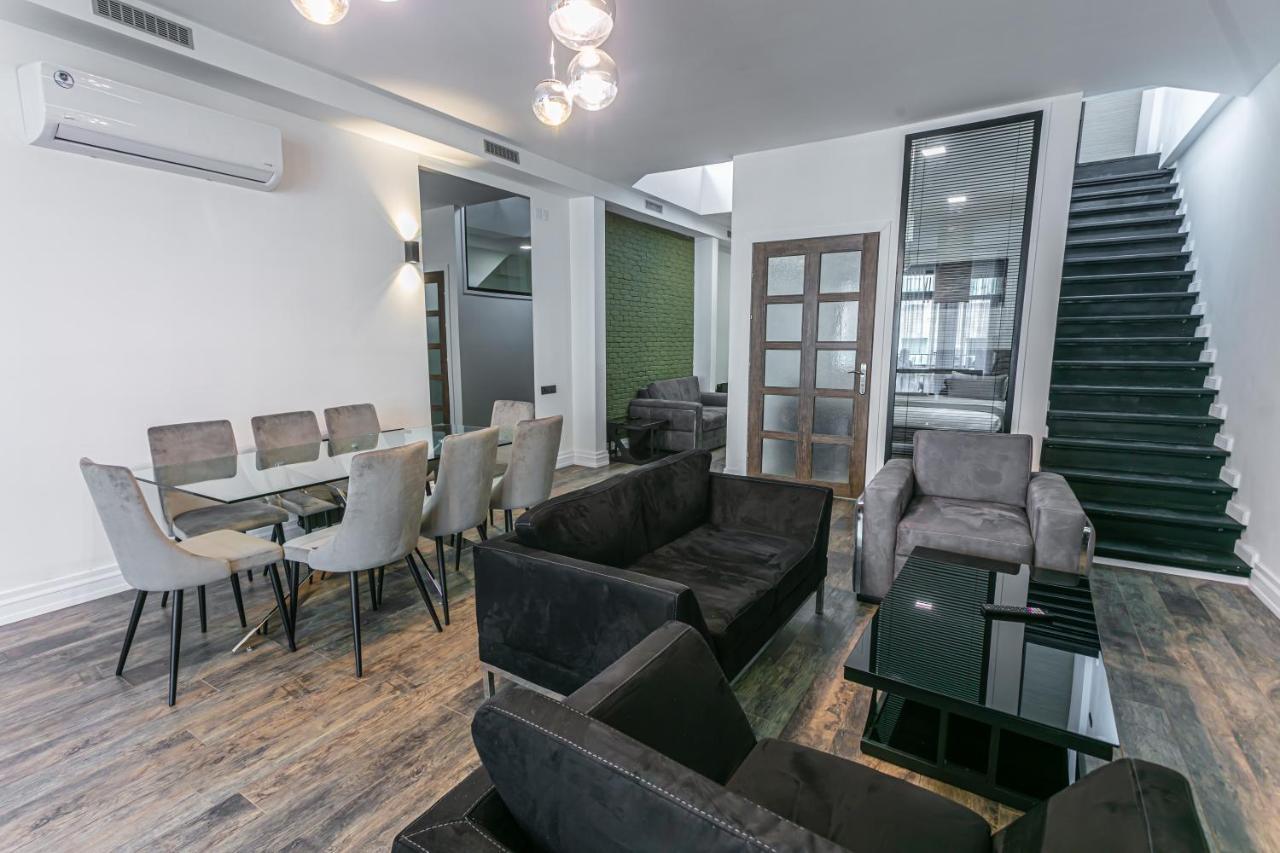 יירבאן Luxe Apartment In Center מראה חיצוני תמונה