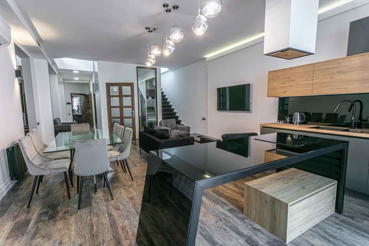 יירבאן Luxe Apartment In Center מראה חיצוני תמונה