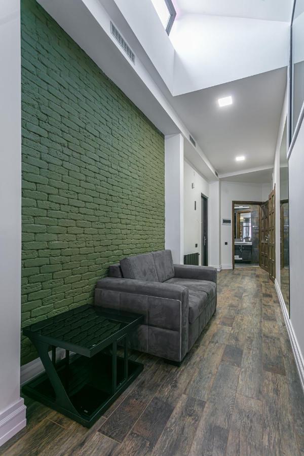 יירבאן Luxe Apartment In Center מראה חיצוני תמונה