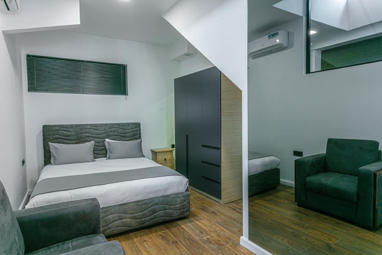 יירבאן Luxe Apartment In Center מראה חיצוני תמונה
