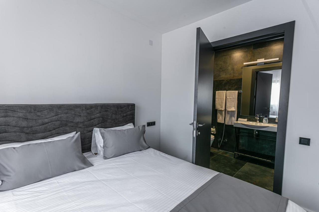 יירבאן Luxe Apartment In Center מראה חיצוני תמונה