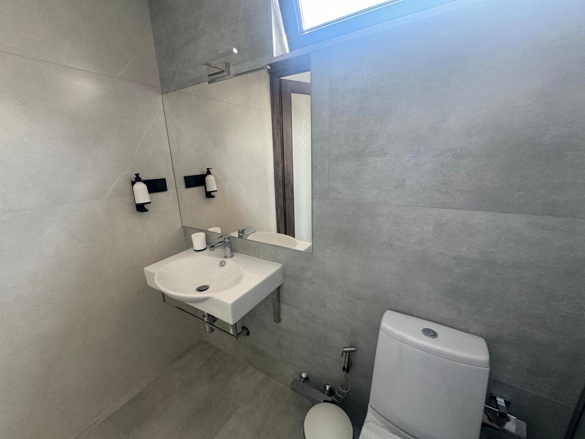 יירבאן Luxe Apartment In Center מראה חיצוני תמונה