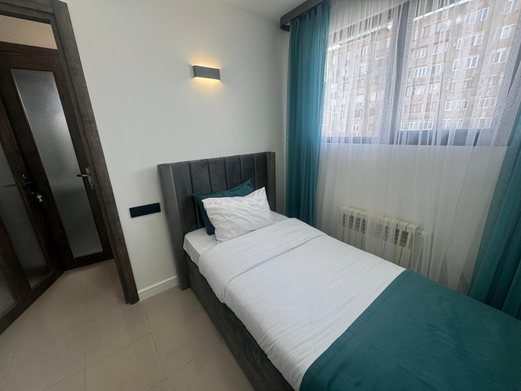 יירבאן Luxe Apartment In Center מראה חיצוני תמונה
